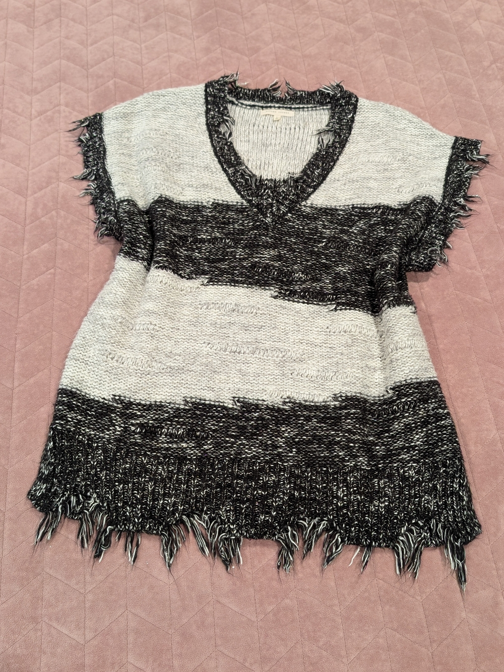 Gilded Intent Sweater Vest, Bought at Buckle, Size XL